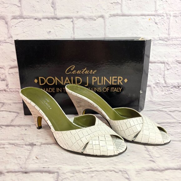 Donald J Pliner Couture Womens  Heels Sandals Sz 7.5 M White Leather Open Toe - Picture 1 of 8